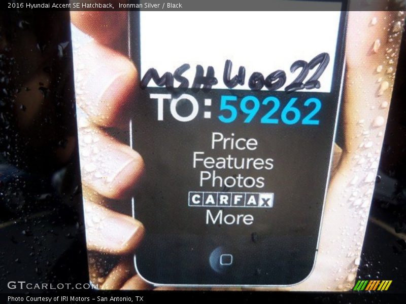 Ironman Silver / Black 2016 Hyundai Accent SE Hatchback