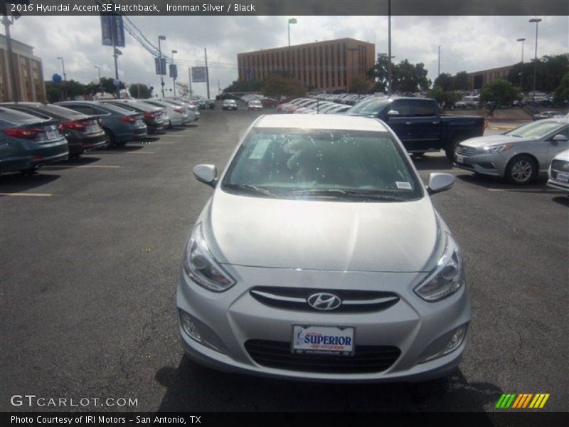 Ironman Silver / Black 2016 Hyundai Accent SE Hatchback