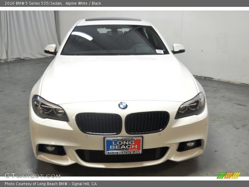 Alpine White / Black 2016 BMW 5 Series 535i Sedan