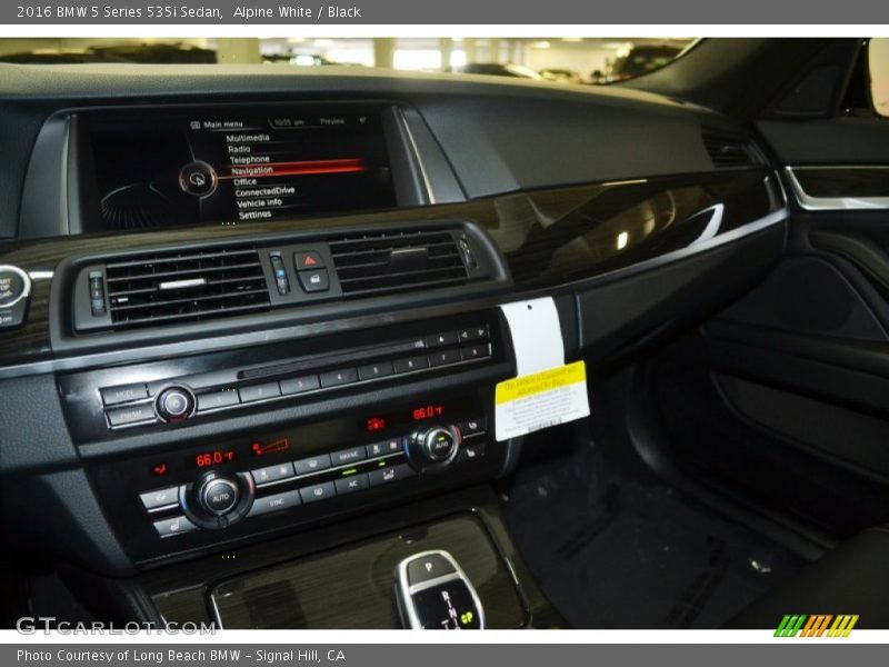 Alpine White / Black 2016 BMW 5 Series 535i Sedan