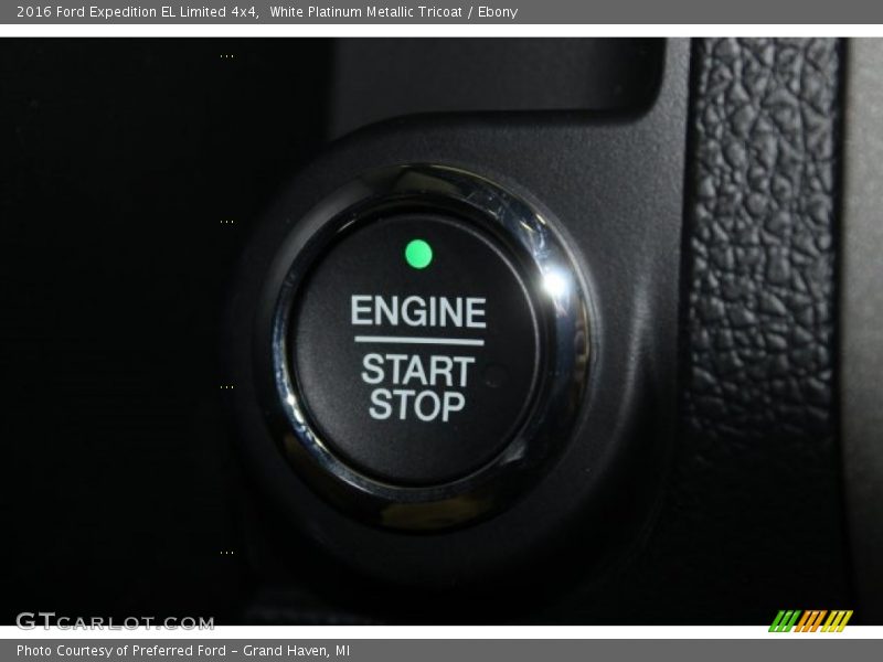 White Platinum Metallic Tricoat / Ebony 2016 Ford Expedition EL Limited 4x4