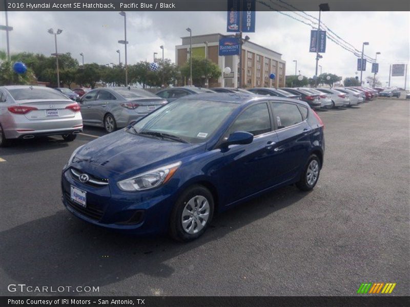 Pacific Blue / Black 2016 Hyundai Accent SE Hatchback