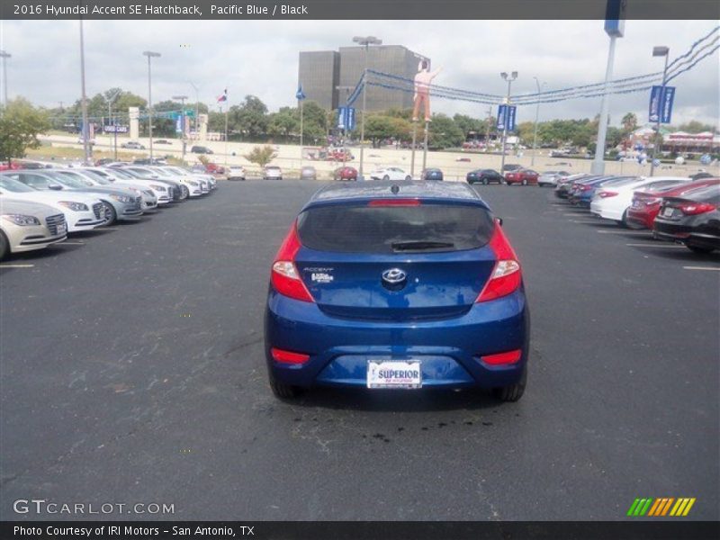 Pacific Blue / Black 2016 Hyundai Accent SE Hatchback