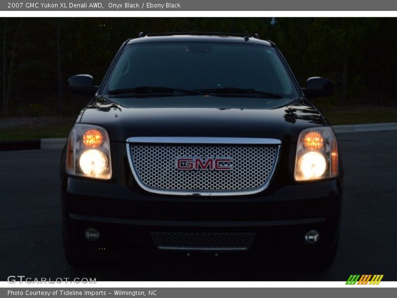 Onyx Black / Ebony Black 2007 GMC Yukon XL Denali AWD