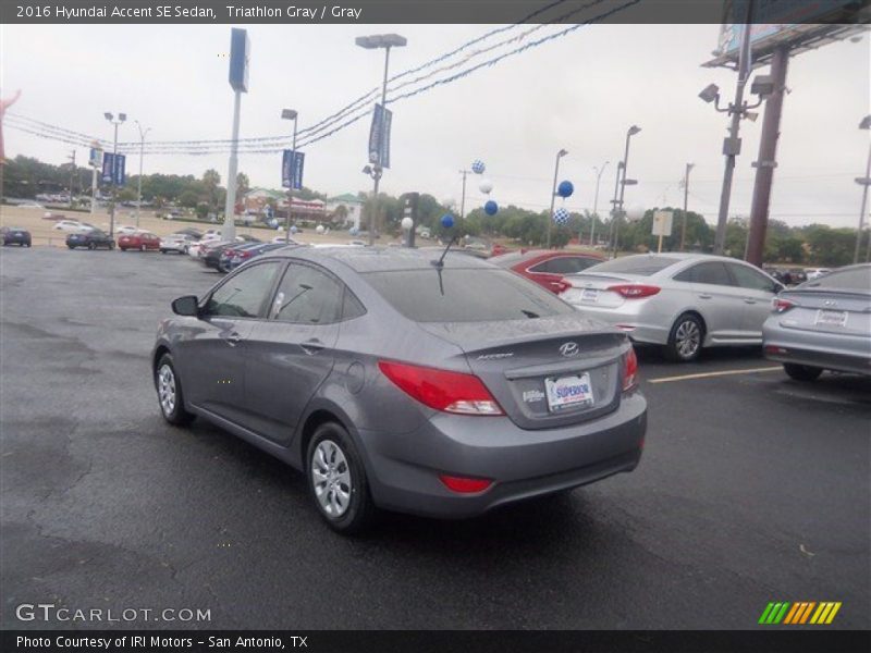 Triathlon Gray / Gray 2016 Hyundai Accent SE Sedan