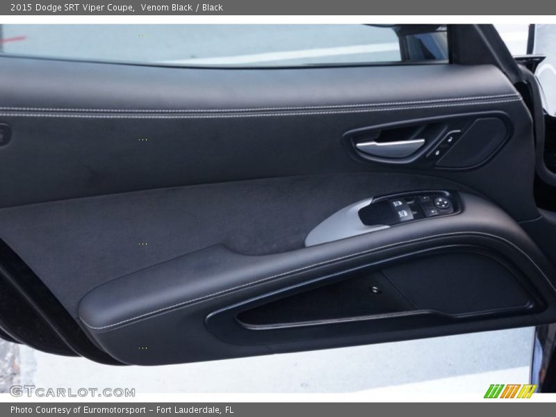 Door Panel of 2015 SRT Viper Coupe