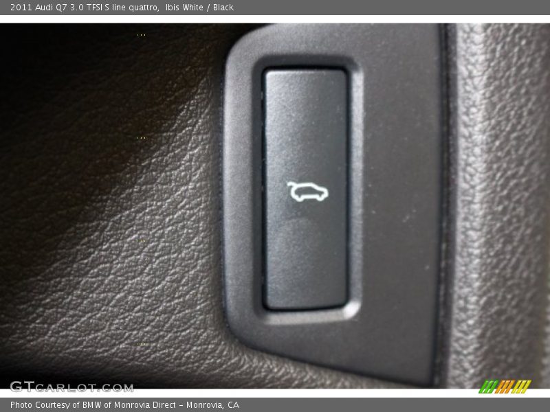 Ibis White / Black 2011 Audi Q7 3.0 TFSI S line quattro