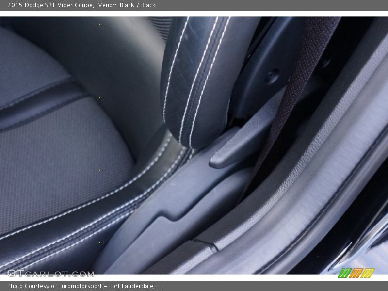 Venom Black / Black 2015 Dodge SRT Viper Coupe