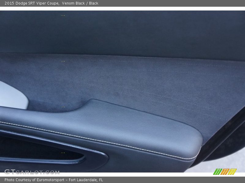 Venom Black / Black 2015 Dodge SRT Viper Coupe
