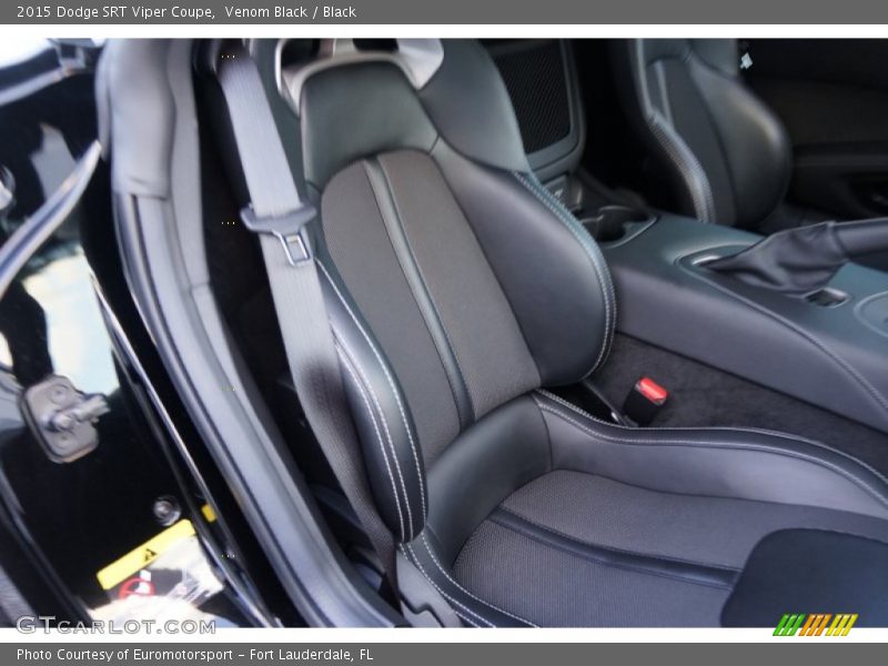 Front Seat of 2015 SRT Viper Coupe