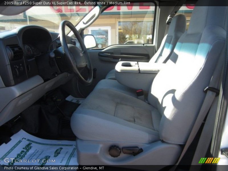 Oxford White / Medium Flint 2005 Ford F250 Super Duty XL SuperCab 4x4