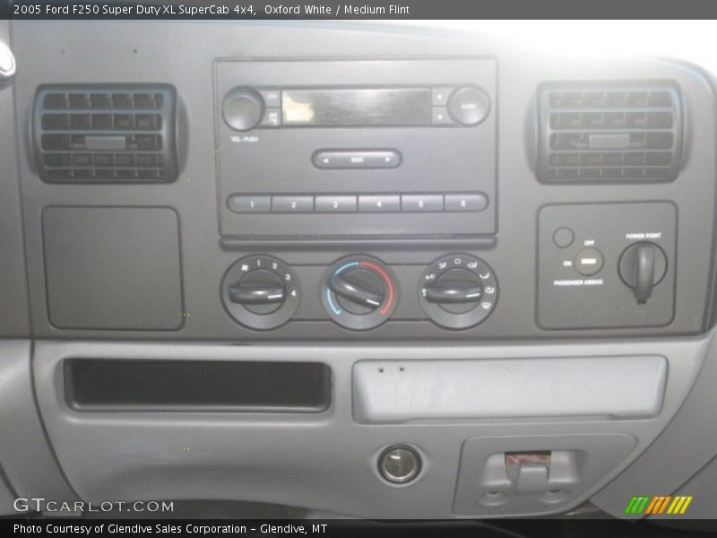 Oxford White / Medium Flint 2005 Ford F250 Super Duty XL SuperCab 4x4
