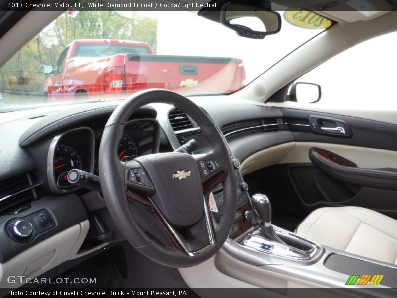 White Diamond Tricoat / Cocoa/Light Neutral 2013 Chevrolet Malibu LT