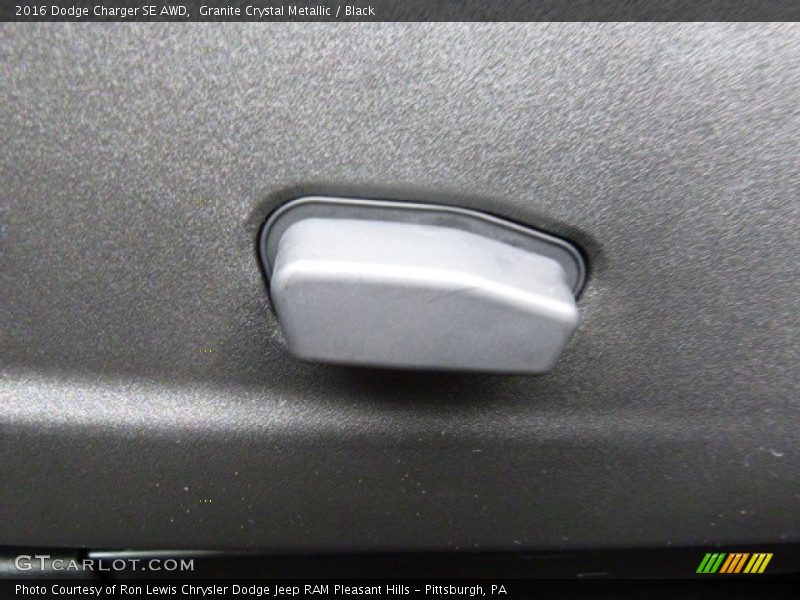 Granite Crystal Metallic / Black 2016 Dodge Charger SE AWD