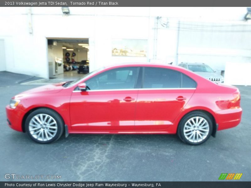 Tornado Red / Titan Black 2013 Volkswagen Jetta TDI Sedan