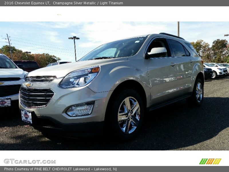 Champagne Silver Metallic / Light Titanium 2016 Chevrolet Equinox LT