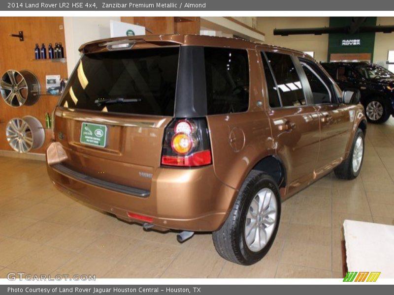 Zanzibar Premium Metallic / Almond 2014 Land Rover LR2 HSE 4x4