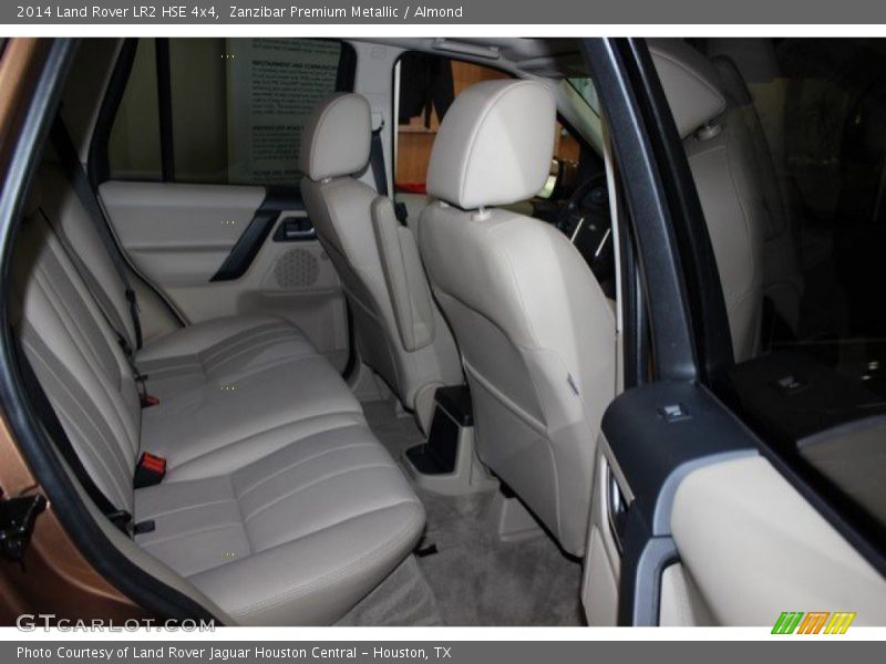 Zanzibar Premium Metallic / Almond 2014 Land Rover LR2 HSE 4x4