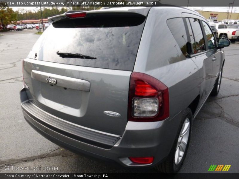 Mineral Gray Metallic / Dark Slate Gray/Light Pebble 2014 Jeep Compass Latitude 4x4