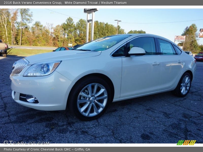 White Diamond Tricoat / Medium Titanium 2016 Buick Verano Convenience Group