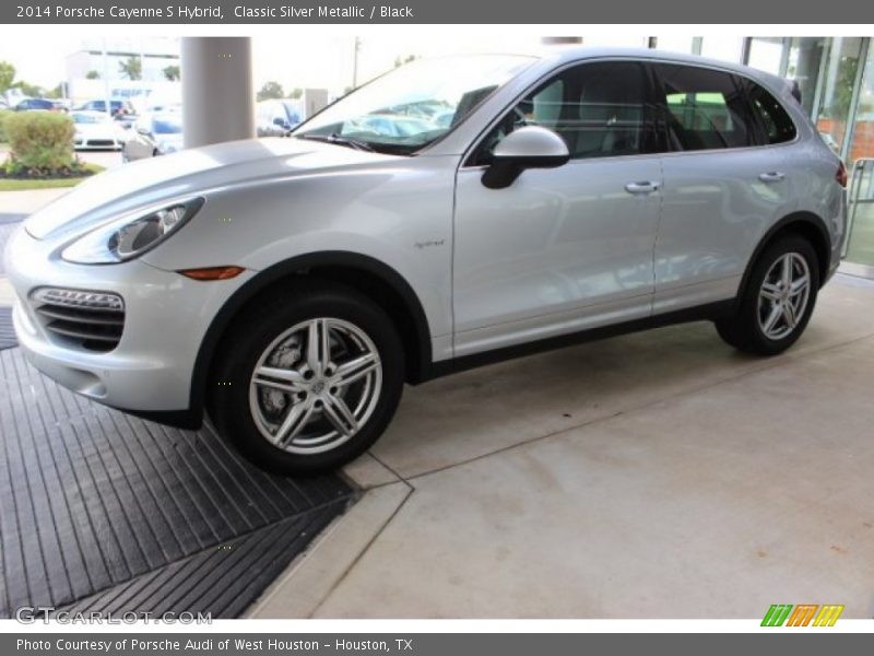 Classic Silver Metallic / Black 2014 Porsche Cayenne S Hybrid