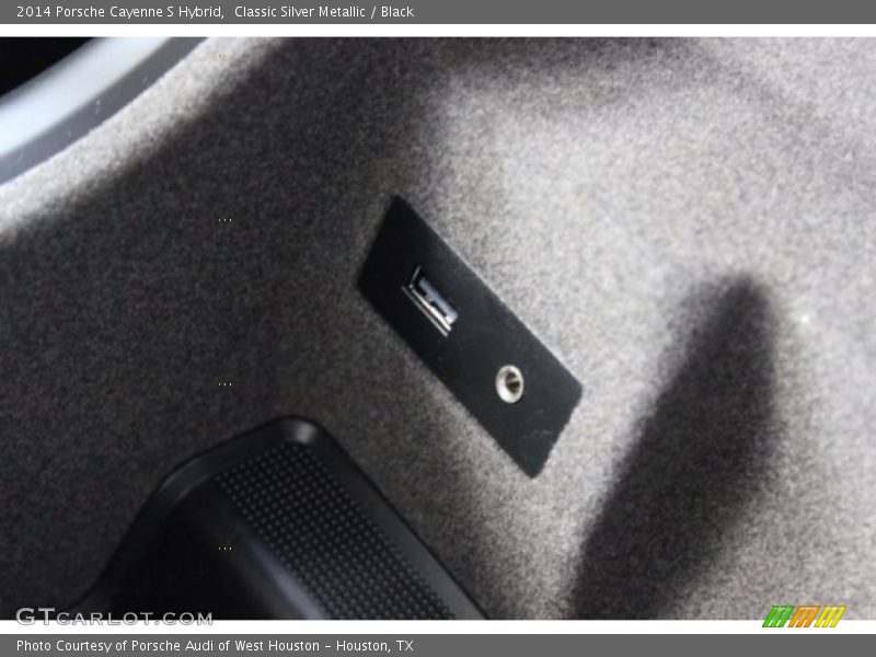 Classic Silver Metallic / Black 2014 Porsche Cayenne S Hybrid