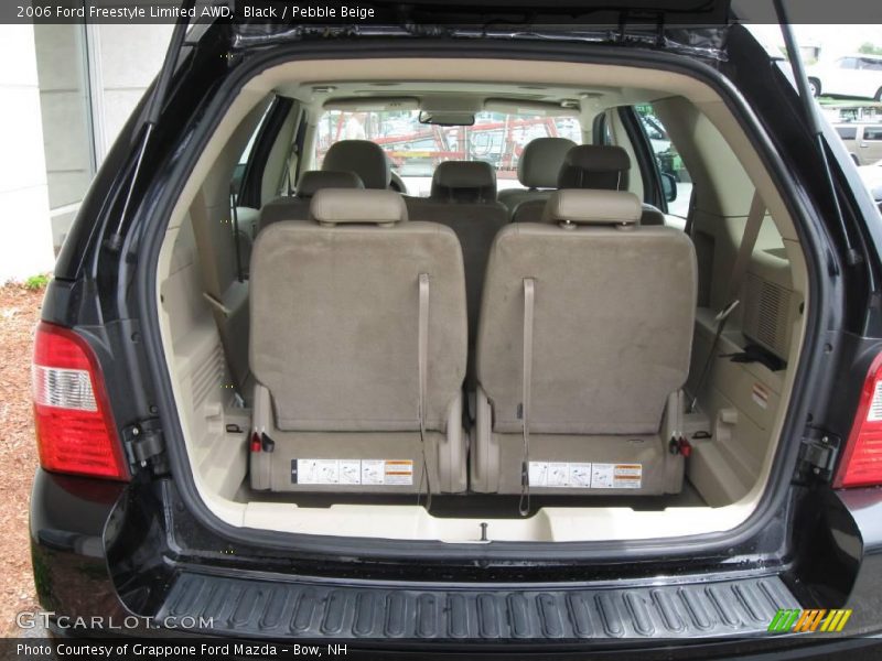 Black / Pebble Beige 2006 Ford Freestyle Limited AWD