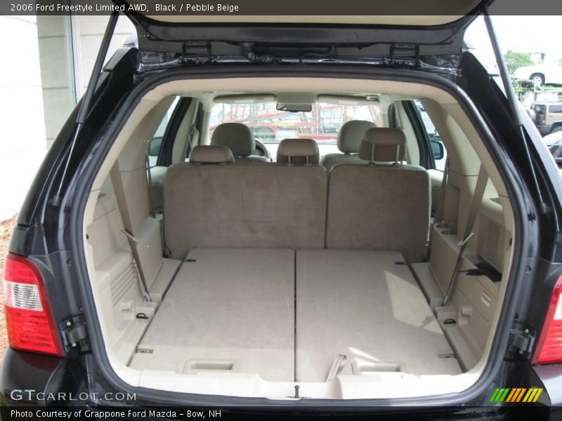 Black / Pebble Beige 2006 Ford Freestyle Limited AWD
