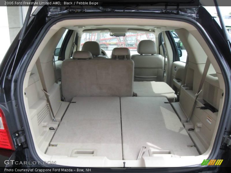 Black / Pebble Beige 2006 Ford Freestyle Limited AWD