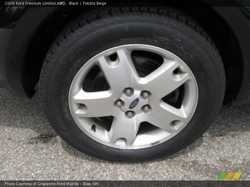 Black / Pebble Beige 2006 Ford Freestyle Limited AWD