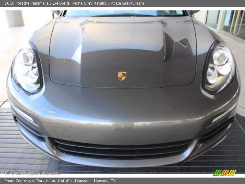 Agate Grey Metallic / Agate Grey/Cream 2016 Porsche Panamera S E-Hybrid