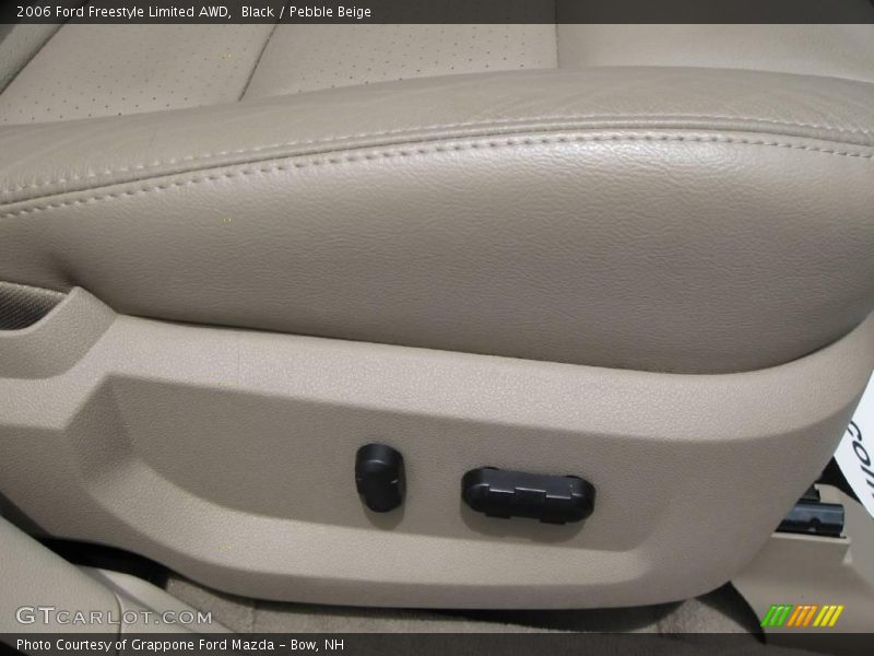 Black / Pebble Beige 2006 Ford Freestyle Limited AWD