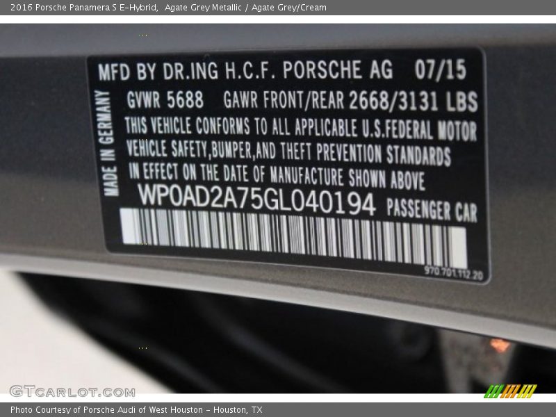 Agate Grey Metallic / Agate Grey/Cream 2016 Porsche Panamera S E-Hybrid