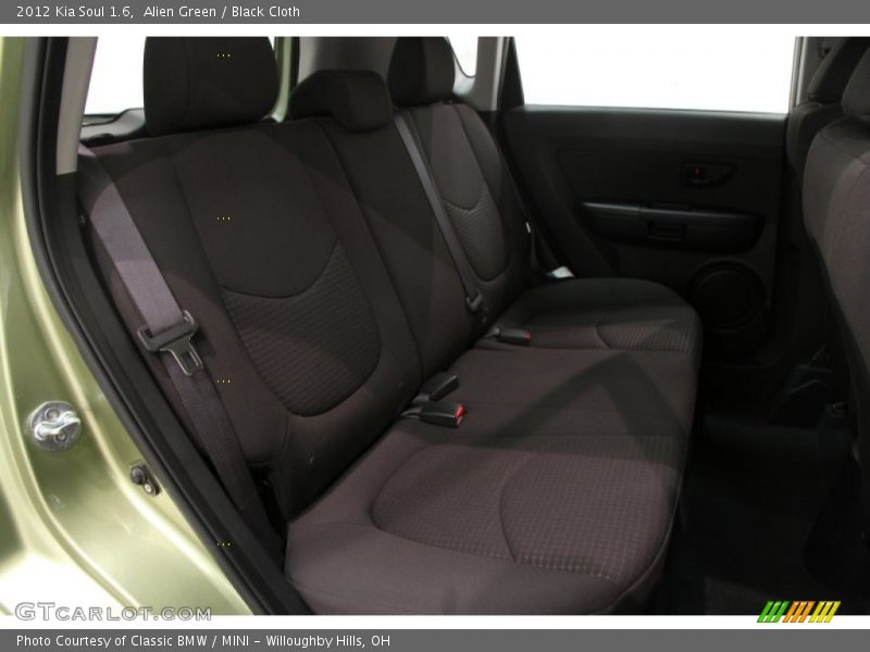 Alien Green / Black Cloth 2012 Kia Soul 1.6