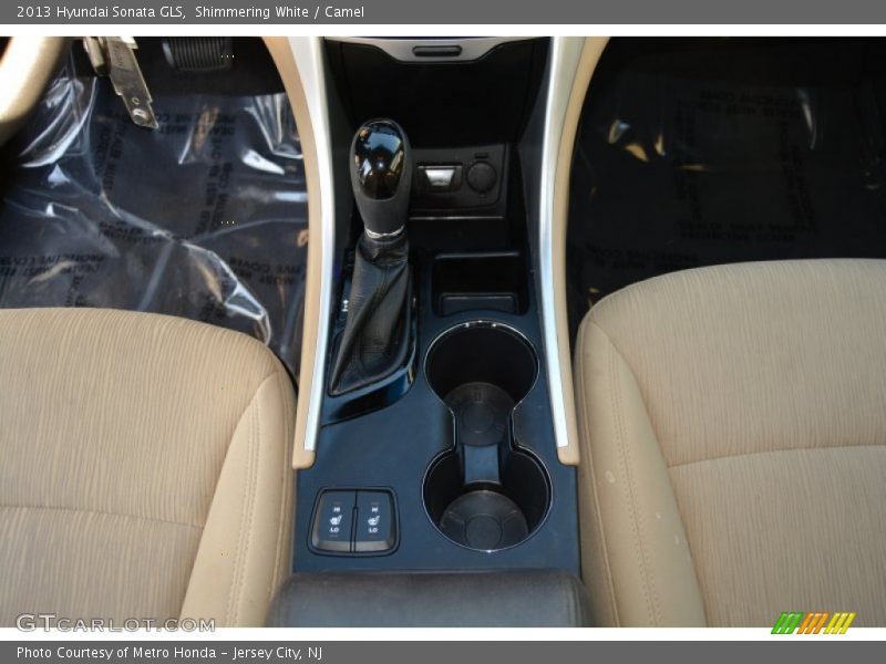 Shimmering White / Camel 2013 Hyundai Sonata GLS