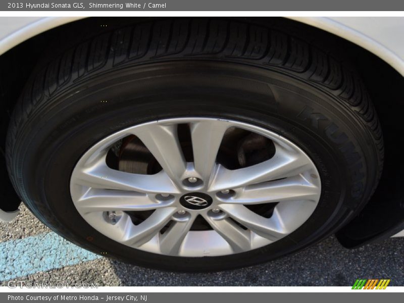Shimmering White / Camel 2013 Hyundai Sonata GLS