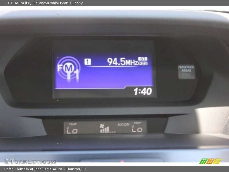 Bellanova White Pearl / Ebony 2016 Acura ILX