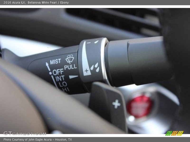Bellanova White Pearl / Ebony 2016 Acura ILX