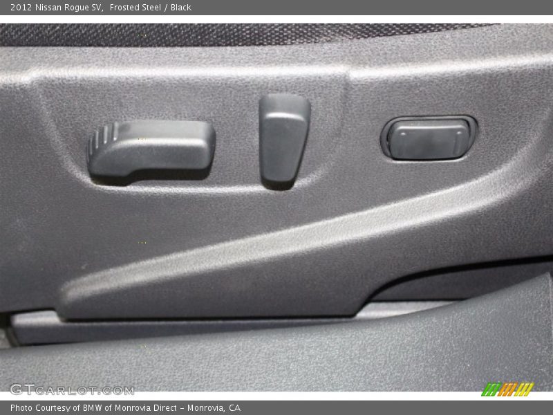 Frosted Steel / Black 2012 Nissan Rogue SV