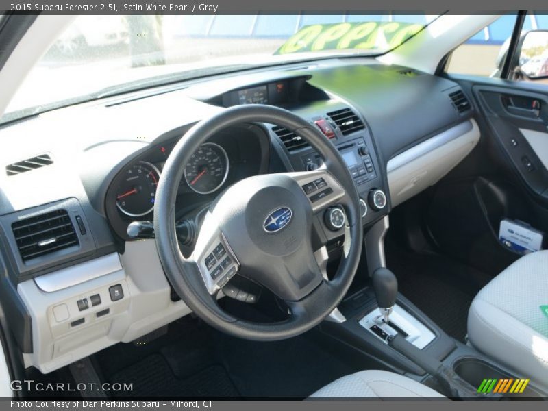 Satin White Pearl / Gray 2015 Subaru Forester 2.5i