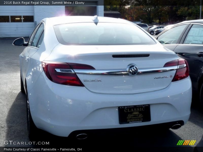 Summit White / Ebony 2016 Buick Regal Regal Group