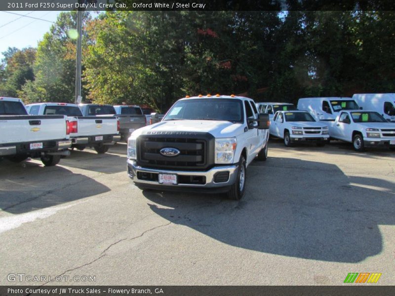 Oxford White / Steel Gray 2011 Ford F250 Super Duty XL Crew Cab