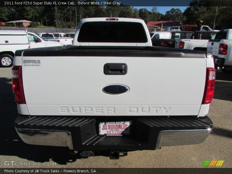 Oxford White / Steel Gray 2011 Ford F250 Super Duty XL Crew Cab