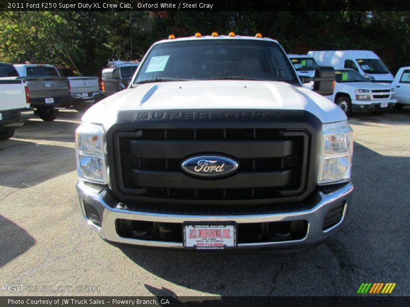 Oxford White / Steel Gray 2011 Ford F250 Super Duty XL Crew Cab