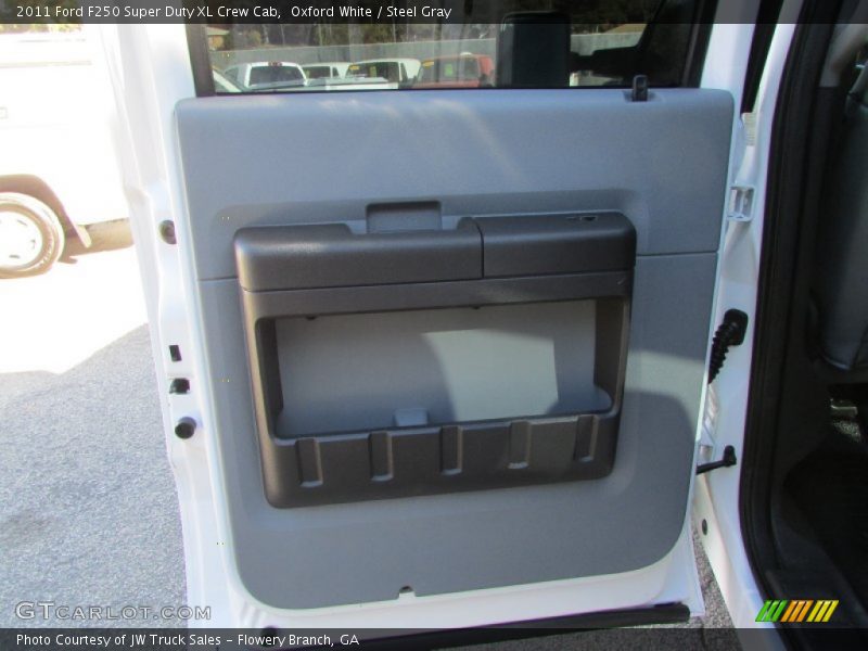 Oxford White / Steel Gray 2011 Ford F250 Super Duty XL Crew Cab