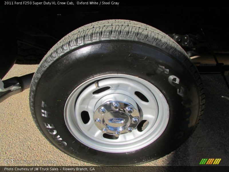 Oxford White / Steel Gray 2011 Ford F250 Super Duty XL Crew Cab