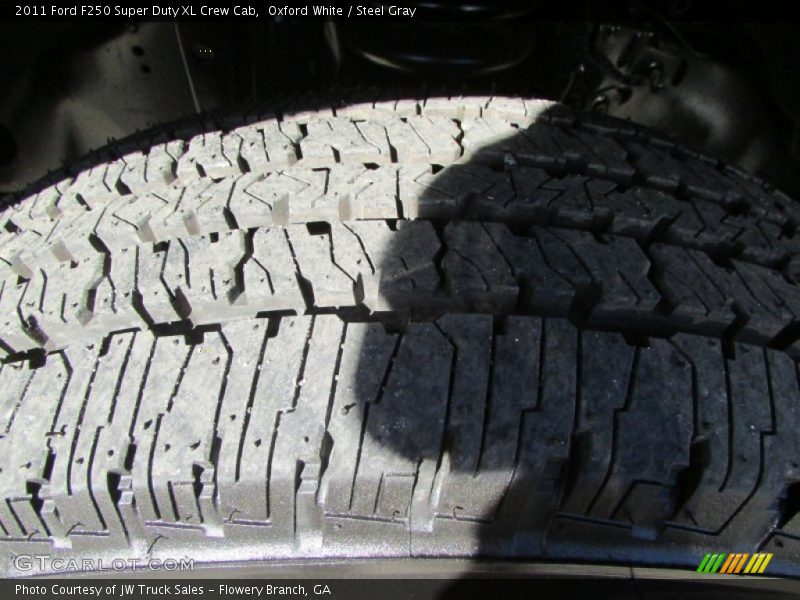 Oxford White / Steel Gray 2011 Ford F250 Super Duty XL Crew Cab