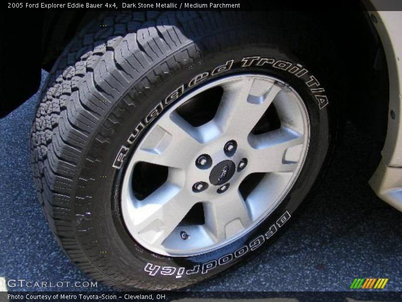 Dark Stone Metallic / Medium Parchment 2005 Ford Explorer Eddie Bauer 4x4