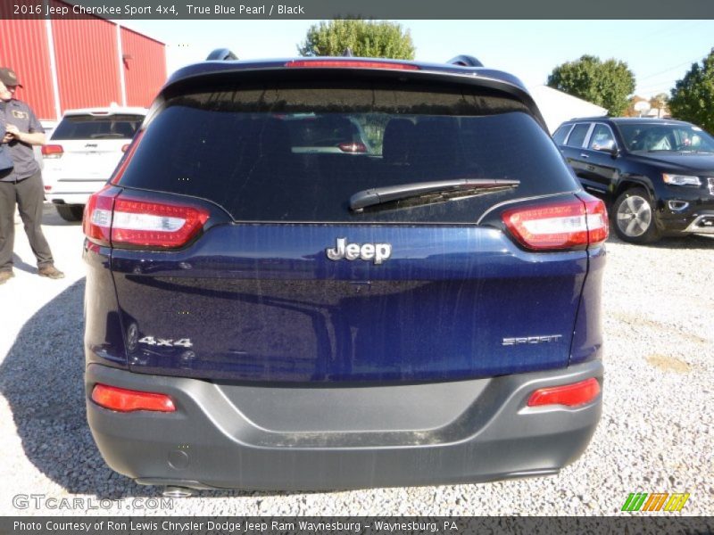 True Blue Pearl / Black 2016 Jeep Cherokee Sport 4x4