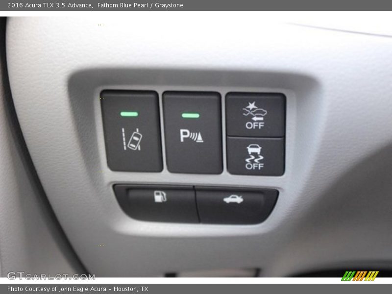Controls of 2016 TLX 3.5 Advance